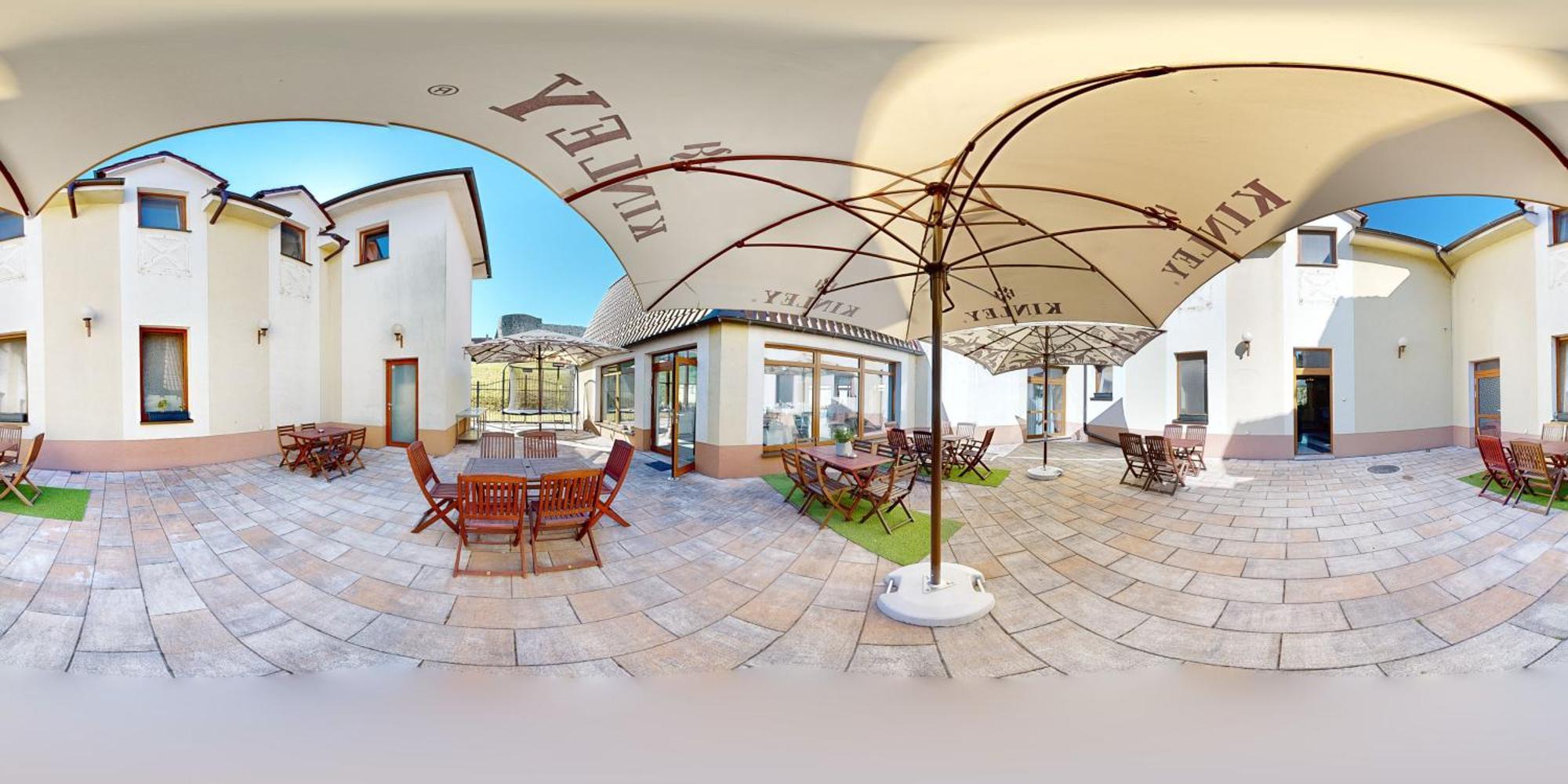 Hotel Hradna Brana Bratislava Eksteriør bilde
